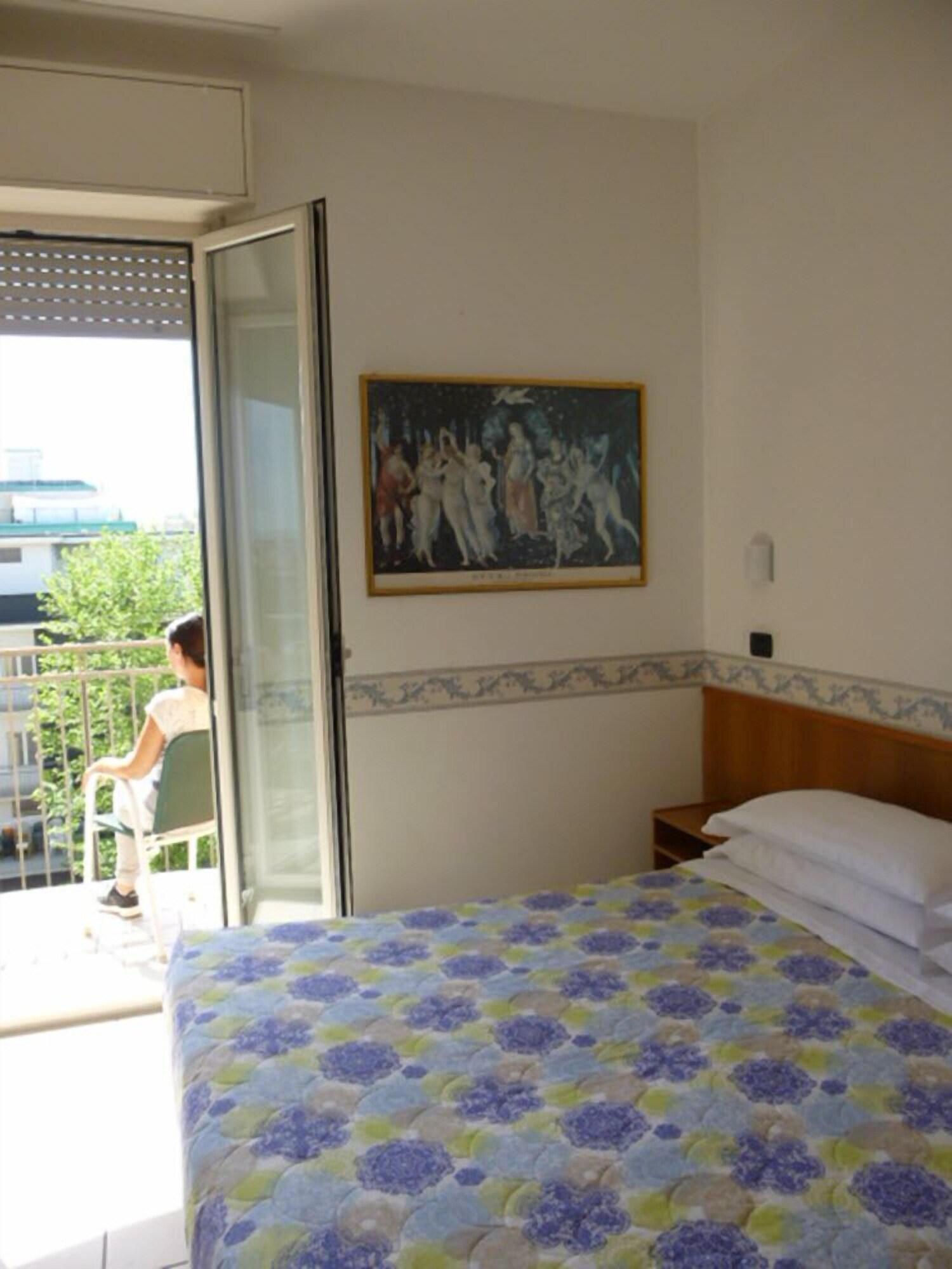 Hotel Berenice Rimini Mare Extérieur photo